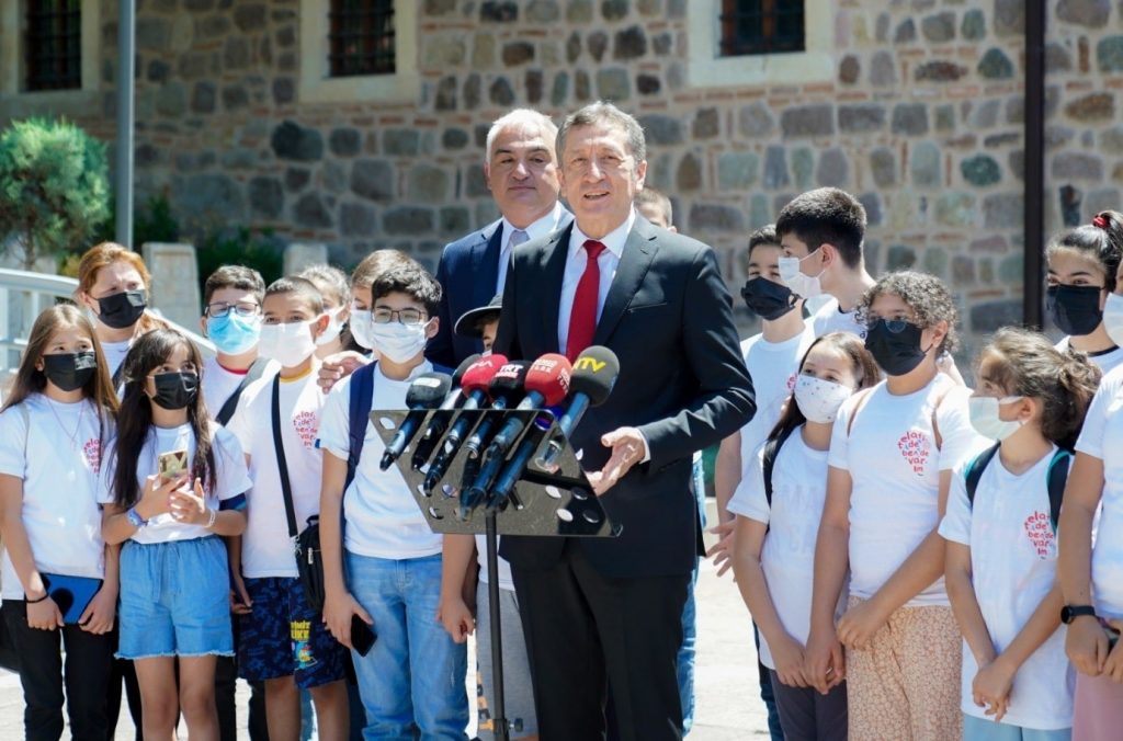 Bakan Selçuk: “Okulları Açma Konusunda Kararlıyız”
