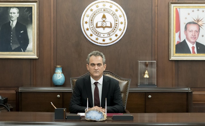 Bakan Mahmut ÖZER’den Ramazan Bayramı Mesajı