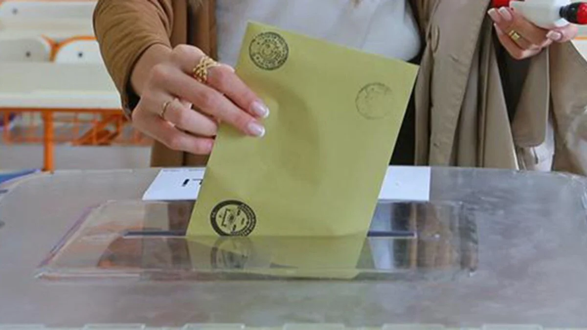 Seçim Tatilinde Yönetici ve Öğretmenlere Ek Ders ile Kurs Ücretleri Ödenir mi?